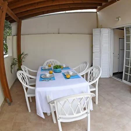 Bobby's Beach House