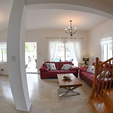 Bobby's Beach House Holiday home Larnaca