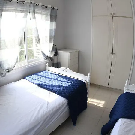 Bobby's Beach House Semesterbostad *