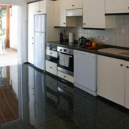 Bobby's Beach House Semesterbostad